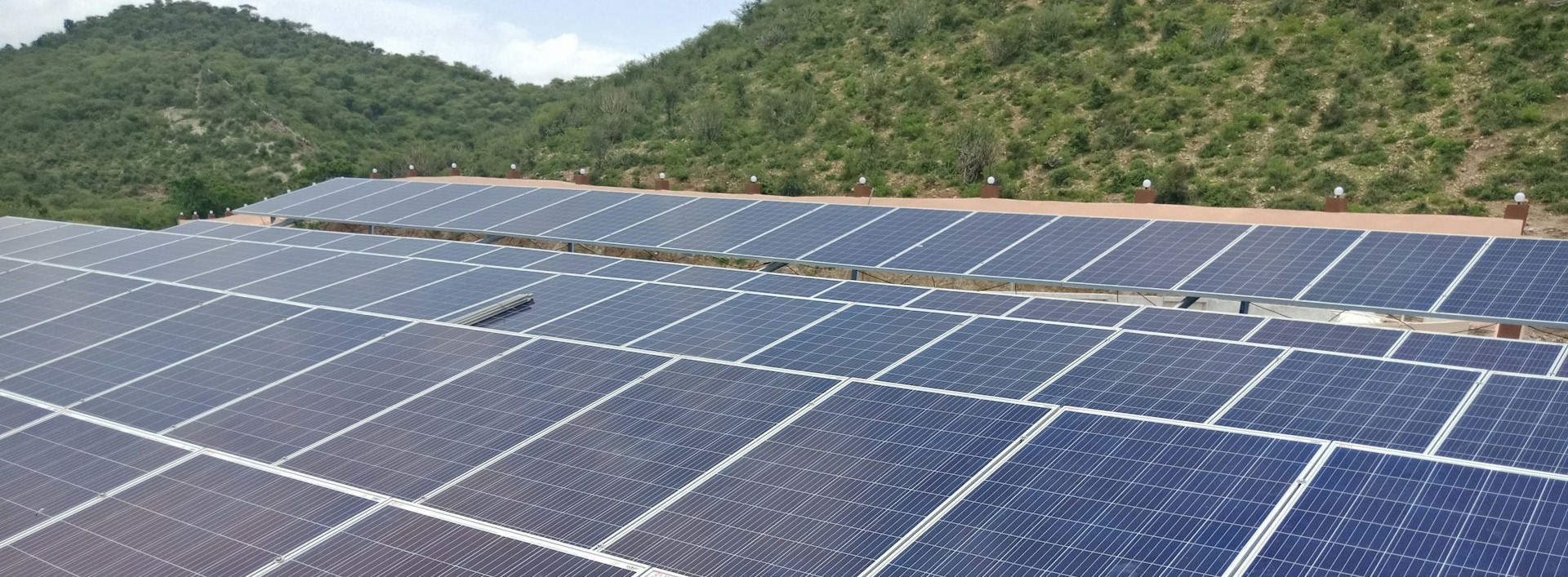 India Cuts GST on Solar and Wind Gear to Boost Renewable Energy